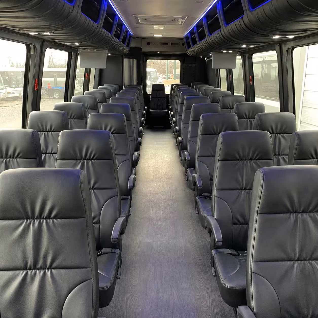 abilene 28 passenger minibus rental